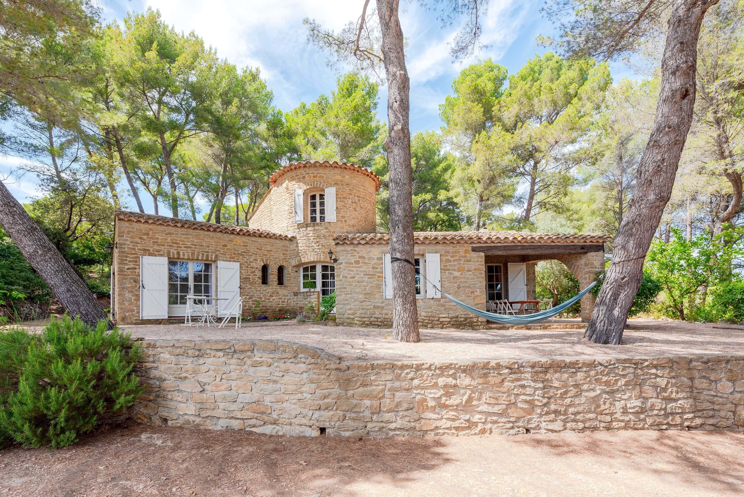 bg-header-home
